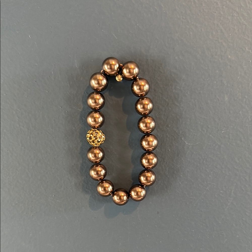 Elegant Gold Beaded Bracelet